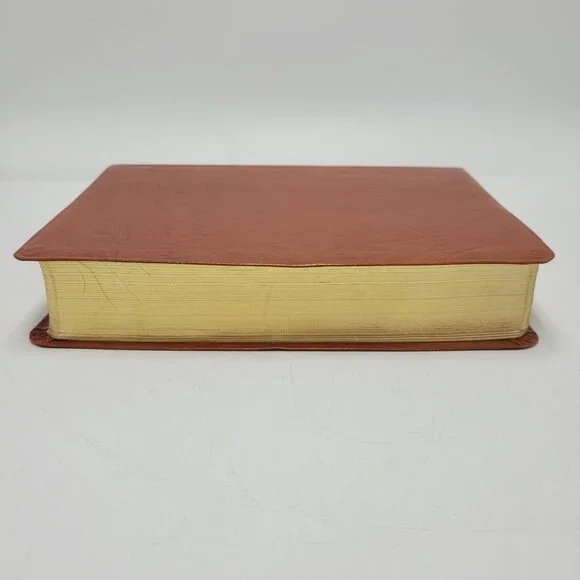 Saint Joseph Edition The New American Bible Catholic Book Publishing Co 1992 EUC - Picture 5 of 16